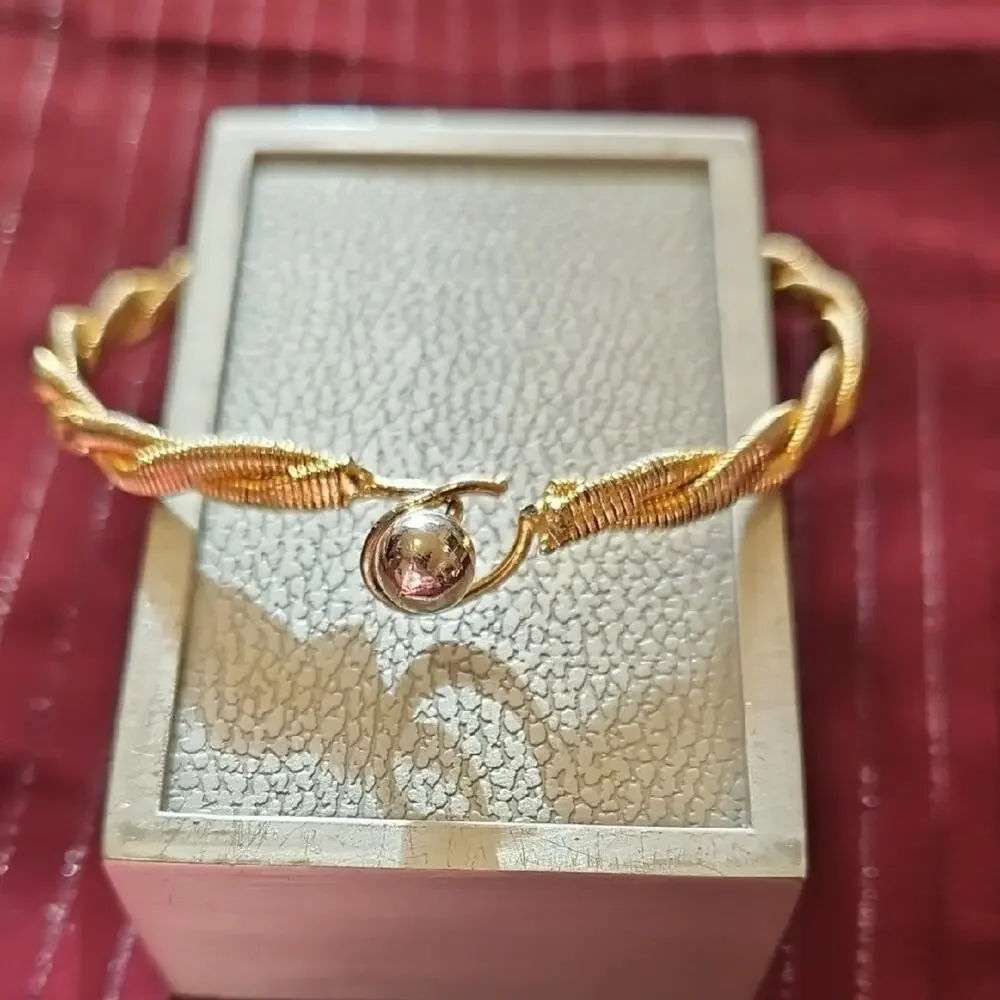 6 Assorted: Gold and Silver Bracelets